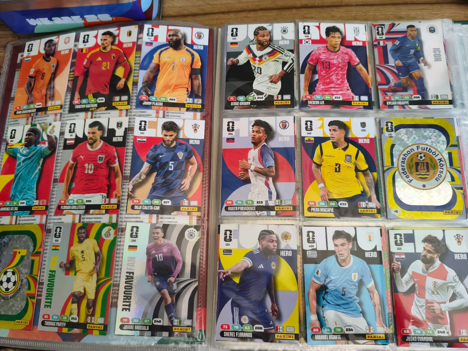Álbum de cartões de futebol Panini Copa do Mundo – photo 2
